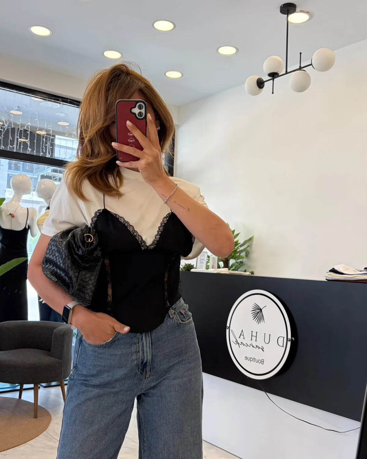 Dantel Detaylı Tasarım Bluz