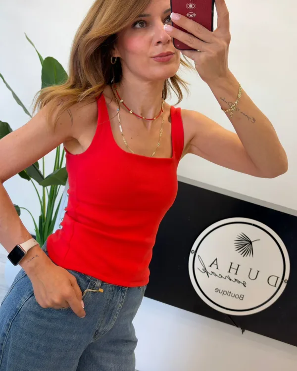Dilvin Kare Yaka Atlet Nar Çiçeği