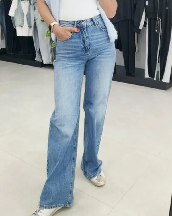 Wide Leg Jean