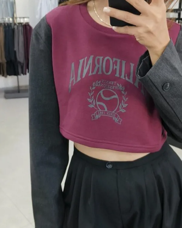 Sweatshirt