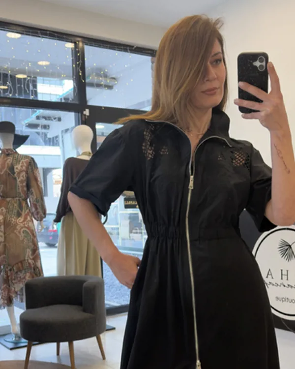 Paraşüt kumaş nakışlı elbise